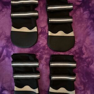 Premium dog shoes/socks